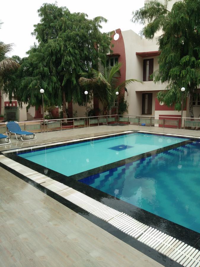 Nilkanth Resorts Nadiad Exterior photo